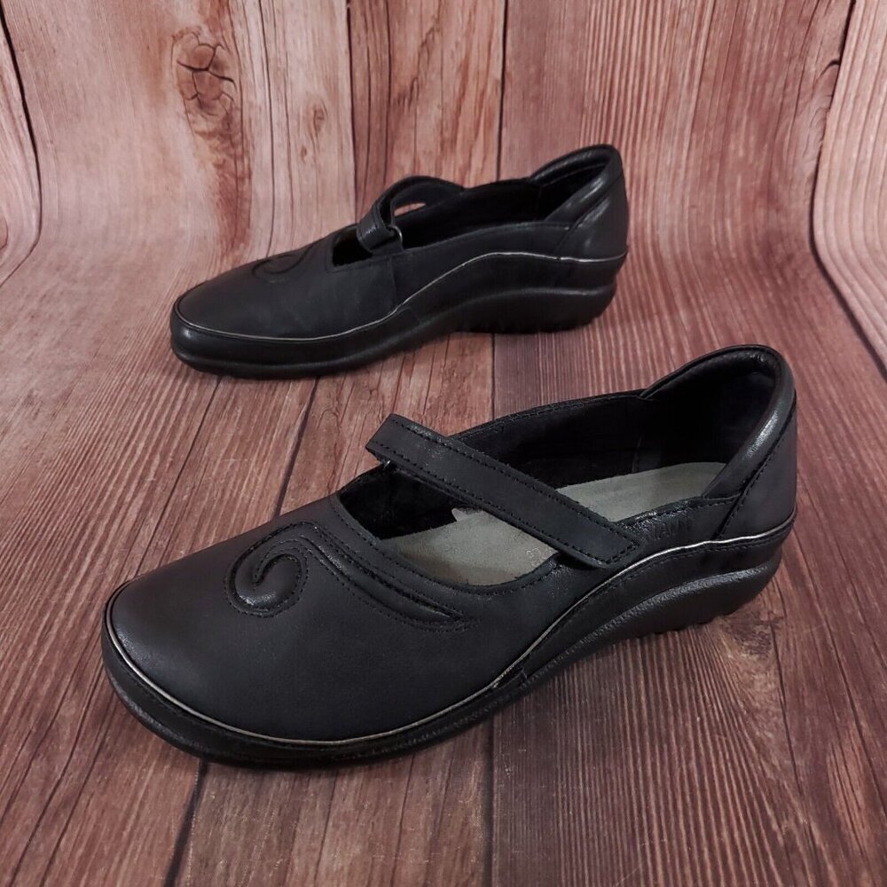 Naot Matai Womens Size 36 US 5-5.5 Black Leather Swirl Mary Jane Shoes Comfort